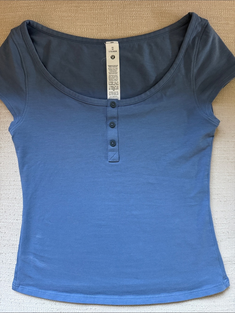 lululemon Scoop Neck Short Sleeve Top